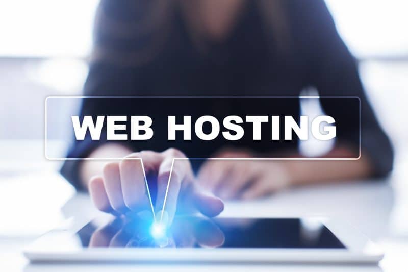 What to Look for When Choosing a Web Hosting Company [Top 3 Things]